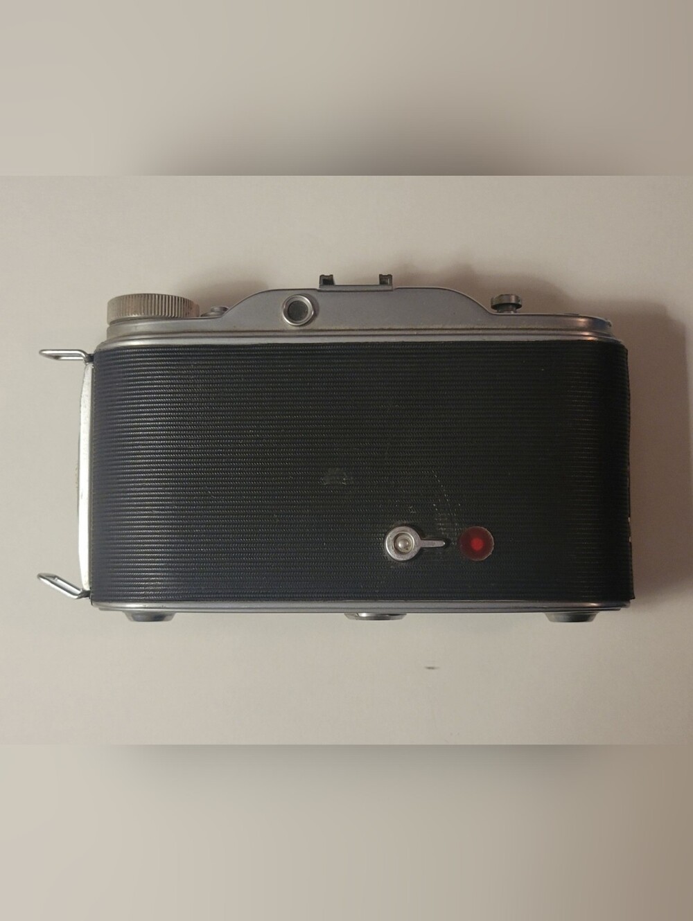 Classic Ansco Viking Folding Film Camera in Black and Silver - Picture 3 of 8